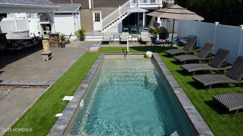 304 Arnold Avenue, Point Pleasant Beach, NJ 08742