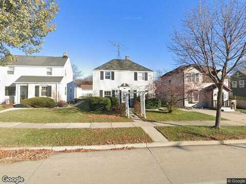 Howell, MILWAUKEE, WI 53207