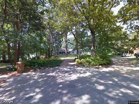 Eagle Nest, VIRGINIA BEACH, VA 23452