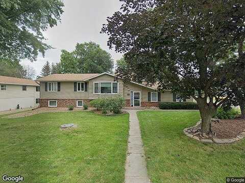 Leann, SAINT PAUL, MN 55125