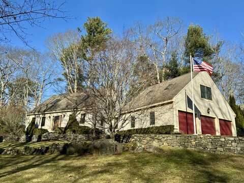 2 Cranberry Lane, Kennebunk, ME 04043