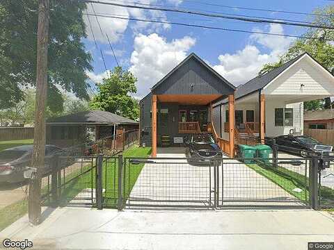 32Nd 1/2, HOUSTON, TX 77022