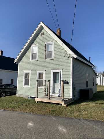 5 South Street, Lubec, ME 04652