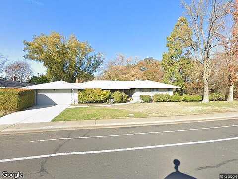 13Th, SACRAMENTO, CA 95831