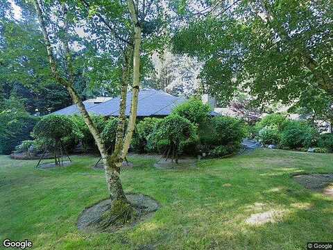 140Th, BELLEVUE, WA 98005