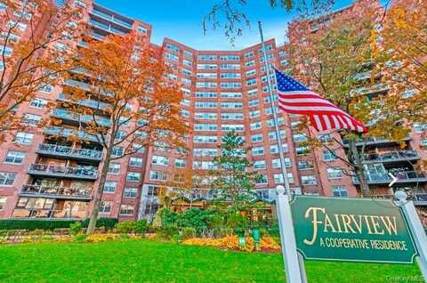 61-20 Grand Central Parkway, Forest Hills, NY 11375