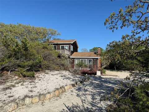 65 Lake Drive, Southold, NY 11971