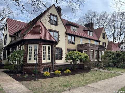 184 Ascan Avenue, Forest Hills, NY 11375