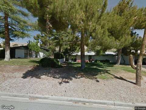 Martinez, YUCCA VALLEY, CA 92284