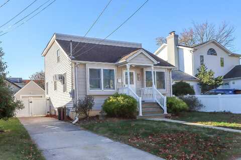 703 Oak Street, Bellmore, NY 11710