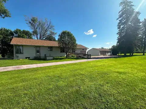 County Road 5, WORTHINGTON, MN 56187