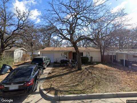 Ava Court, FORT WORTH, TX 76112