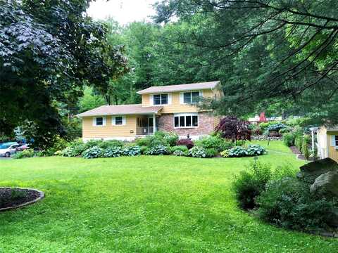 31 Knollwood Lane, Cold Spring, NY 10516