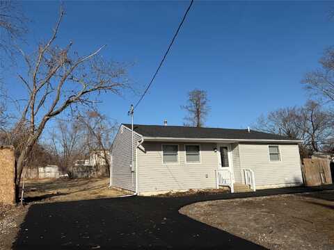 19 E Walnut Street, Central Islip, NY 11722