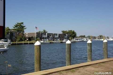 undefined, Patchogue, NY 11772