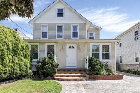 217 Church Street, Freeport, NY 11520