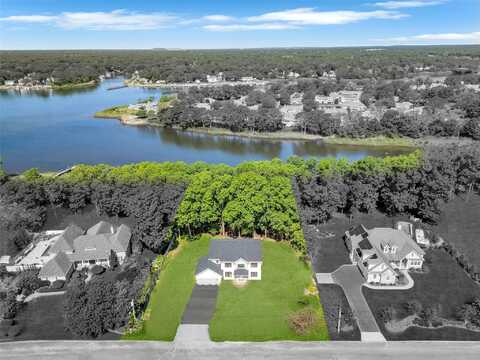 84 W James Hawkins Road, Moriches, NY 11955
