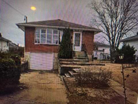 2874 Hempstead Lane, Wantagh, NY 11793