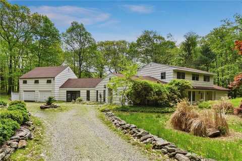 3 The Logging Road, Waccabuc, NY 10597