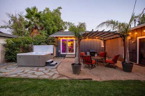 Estate, REDDING, CA 96002
