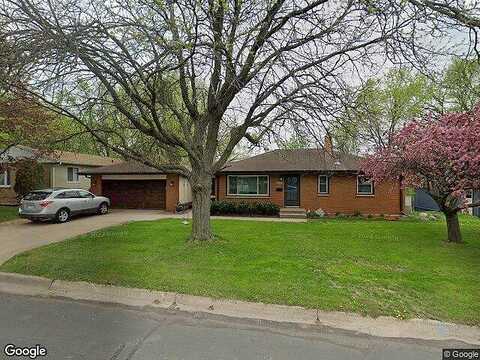 Marie, SOUTH SAINT PAUL, MN 55075