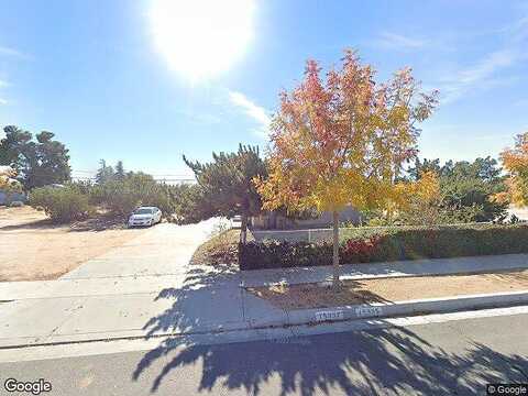 Spruce, HESPERIA, CA 92345