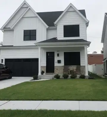 917 Madison Avenue, La Grange, IL 60525