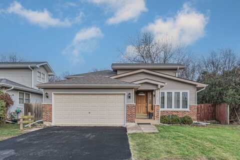 931 N Yale Avenue, Villa Park, IL 60181