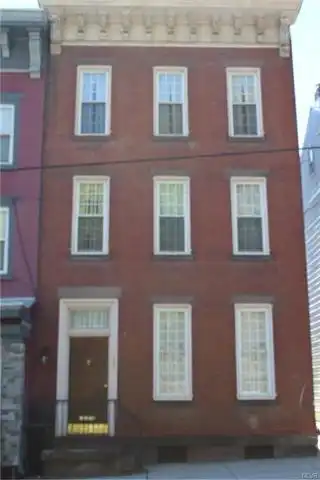 Market, POTTSVILLE, PA 17901