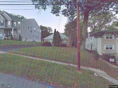 Delmont, HAVERTOWN, PA 19083