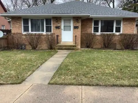 1023 N Berwick Boulevard, Waukegan, IL 60085