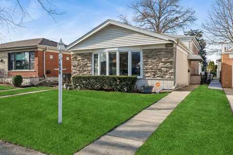 7836 Linder Avenue, Morton Grove, IL 60053