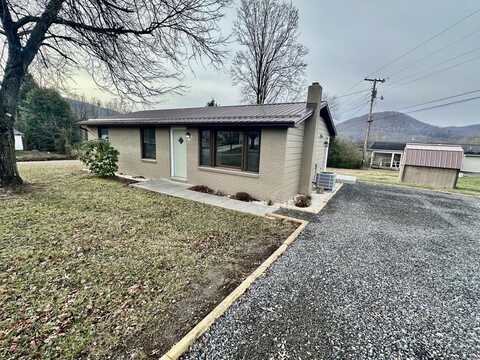 17 Garnet St., PETERSTOWN, WV 24963