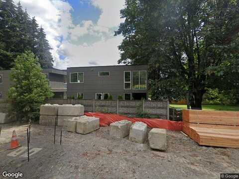 101St, KIRKLAND, WA 98034