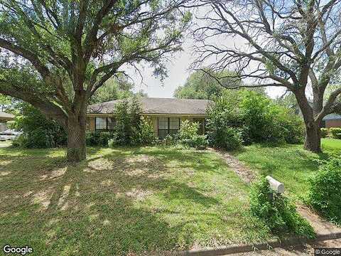 Radisson, HEWITT, TX 76643