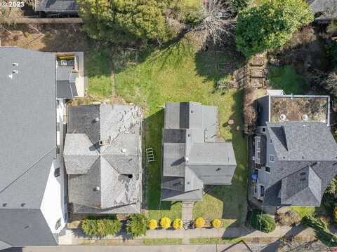 8Th, PORTLAND, OR 97211