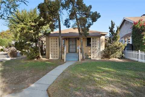 551 W Crescent Drive, Azusa, CA 91702