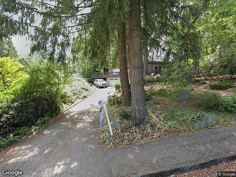 39Th, EUGENE, OR 97405
