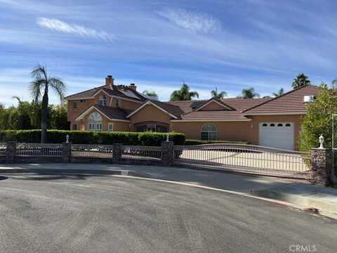 693 Bradbury Drive, Redlands, CA 92374