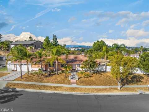 536 San Miguel Drive, Corona, CA 92879