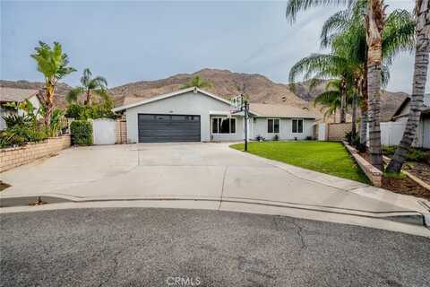 280 Green Oaks Drive, Riverside, CA 92507