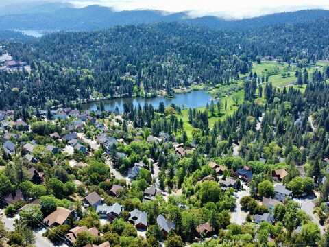0 Black Oaks Court, Lake Arrowhead, CA 92352