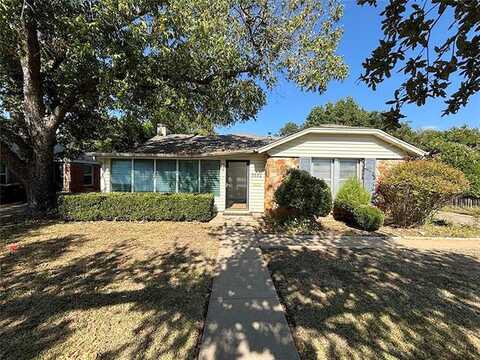 Biddison, FORT WORTH, TX 76109