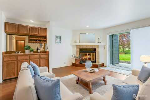 95Th, SEATTLE, WA 98115