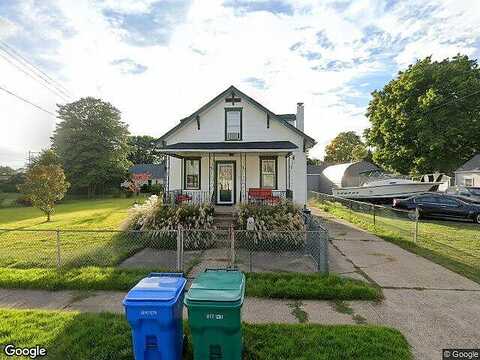 Hillcrest Ave, Croydon, PA 19021