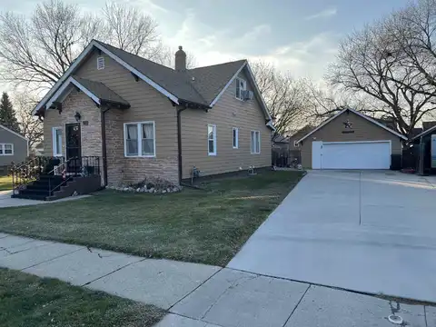 712 S 10th St., Norfolk, NE 68701