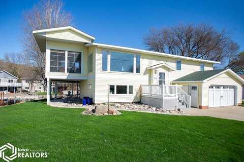 4674 N Shore Drive, Clear Lake, IA 50428