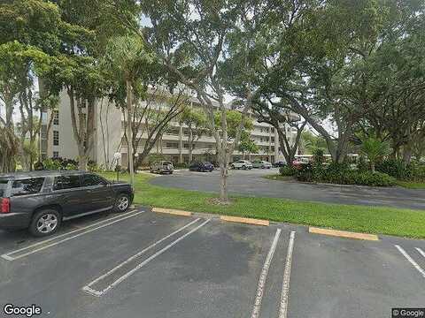 Oaks, POMPANO BEACH, FL 33069