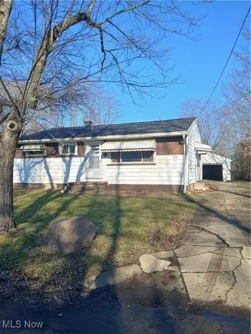 2134 Concord Avenue, Youngstown, OH 44509