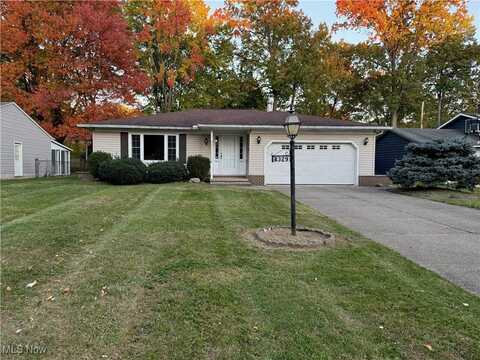 8329 Brentwood Drive, Olmsted Falls, OH 44138